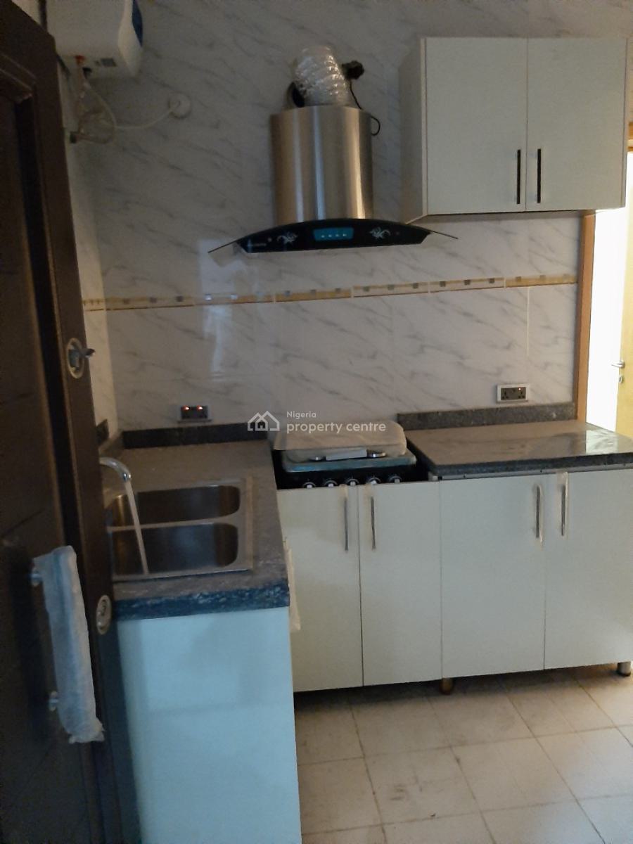 Serviced 3 Bedroom En-suite Flat with Fitted Kitchen/pantry, Cooker, H, Oniru, Victoria Island (vi), Lagos, Flat / Apartment for Rent