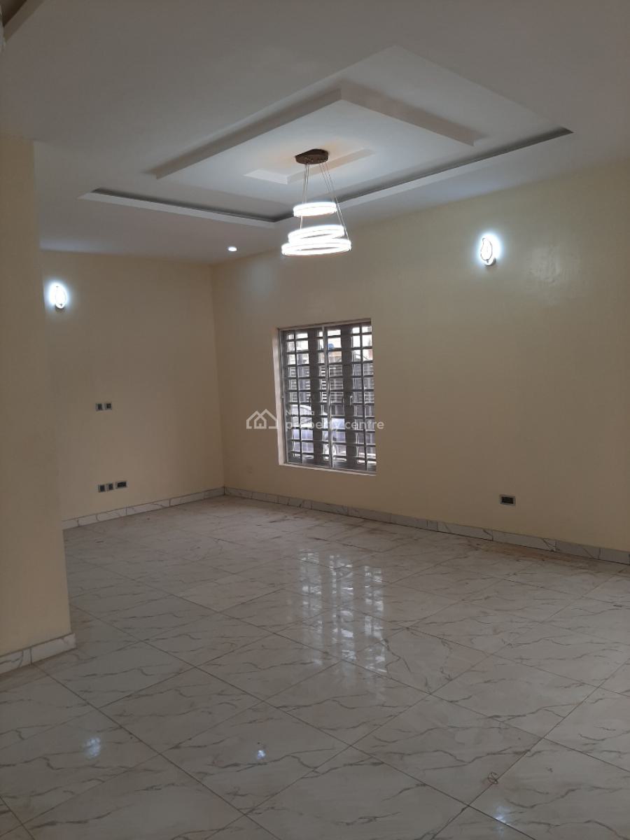 Serviced 3 Bedroom En-suite Flat with Fitted Kitchen/pantry, Cooker, H, Oniru, Victoria Island (vi), Lagos, Flat / Apartment for Rent