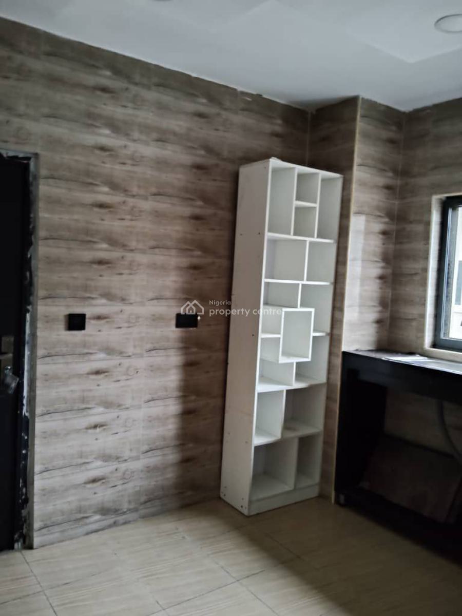 Luxury and Neat 3 Bedroom Apartment in a Very Secured Estate, Fara Park Estate, Opp Majek Bus Stop, Sangotedo, Ajah, Lagos, Flat / Apartment for Rent
