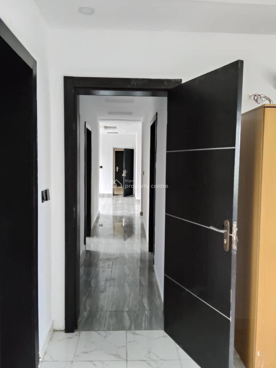 Luxury and Neat 3 Bedroom Apartment in a Very Secured Estate, Fara Park Estate, Opp Majek Bus Stop, Sangotedo, Ajah, Lagos, Flat / Apartment for Rent