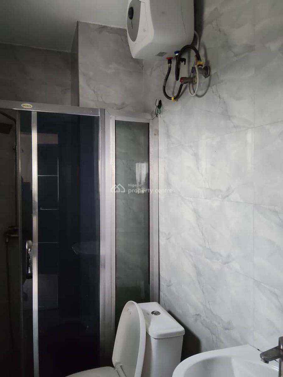 Luxury and Neat 3 Bedroom Apartment in a Very Secured Estate, Fara Park Estate, Opp Majek Bus Stop, Sangotedo, Ajah, Lagos, Flat / Apartment for Rent