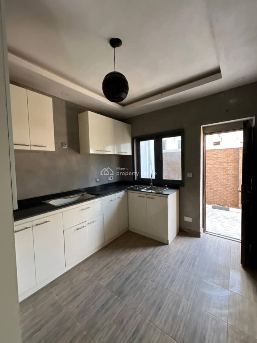 Brand New 3 Bedroom Terrace Duplex on a Smooth Motorable Road, Jahi, Abuja, Terraced Duplex for Rent