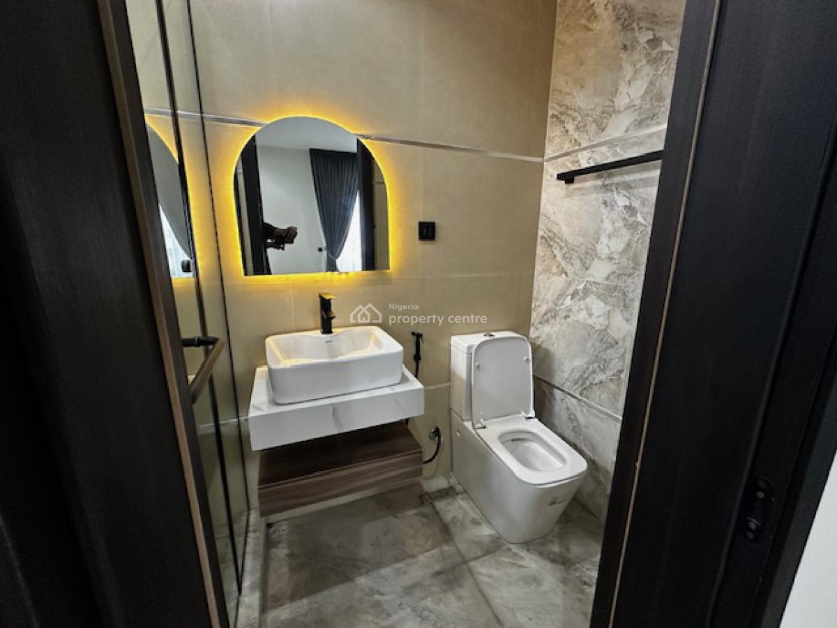 Newly Built 1 Bedroom Tastefully Furnished Apartment, 7 Oluwakayode Street Lekki Phase 1, Lekki Phase 1, Lekki, Lagos, Mini Flat (room and Parlour) Short Let
