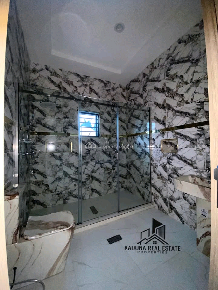 6 Bedroom Duplex  with 2 Rooms Bq, Kaduna North, Kaduna, House for Sale