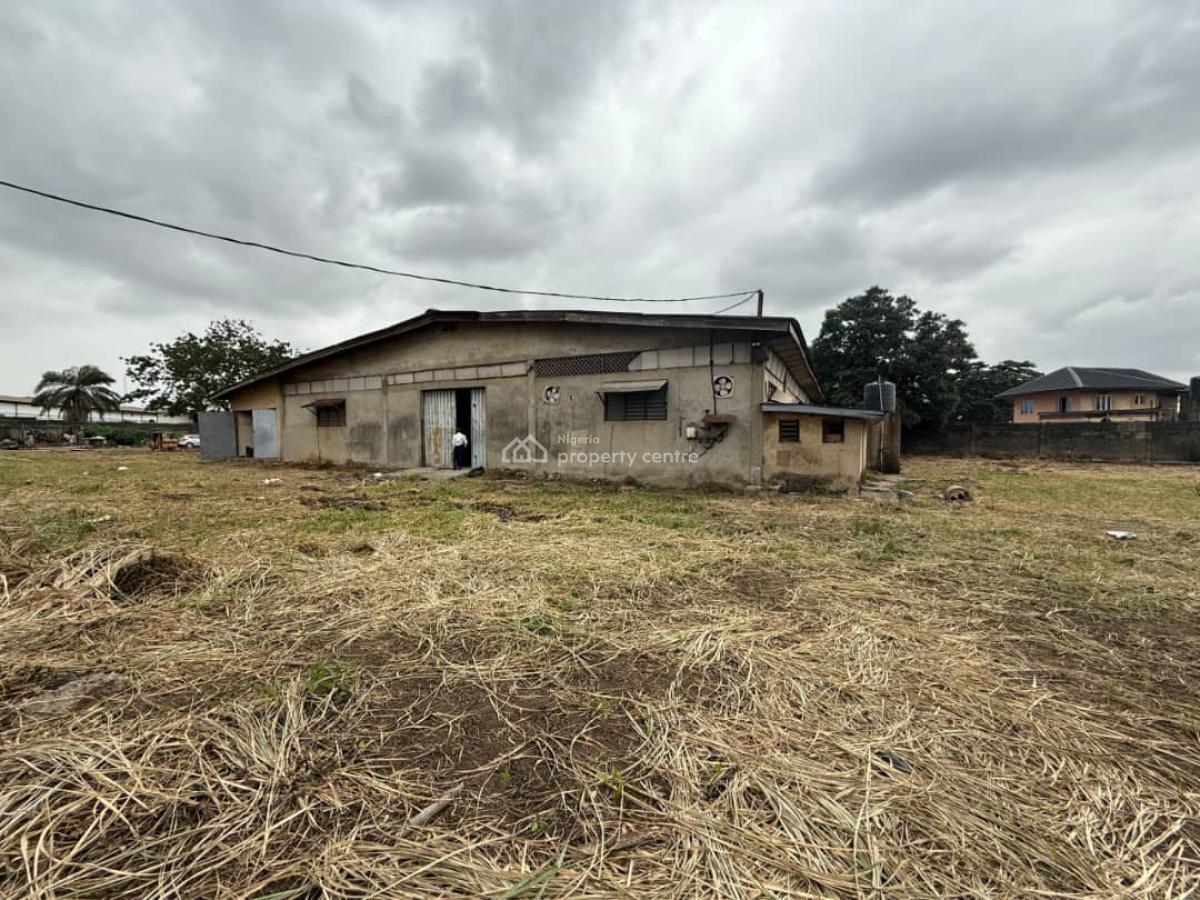 a Bay Warehouse on 7000sqm Land, Off Fatai Atere Street, Mushin, Lagos, Warehouse for Sale