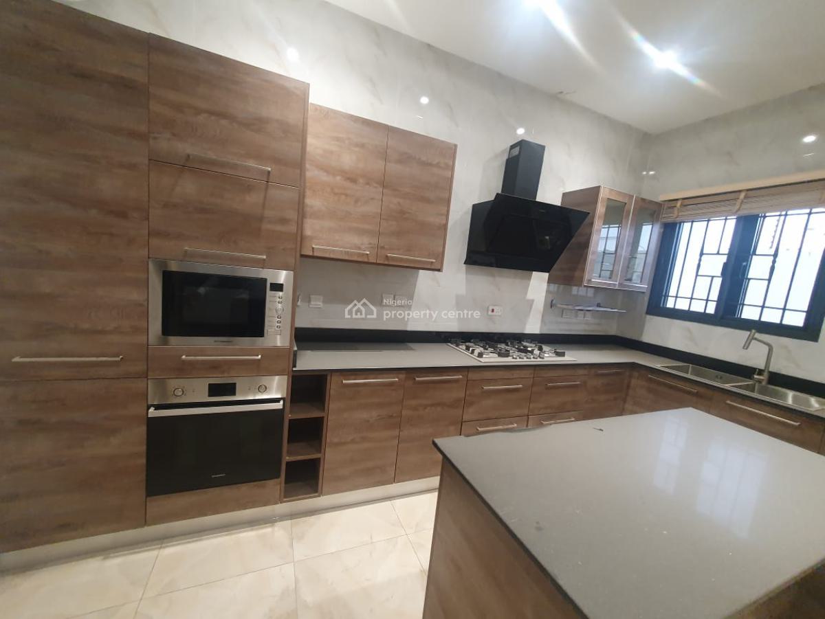 Three Bedroom Terraced Duplex with Bq, Guzape District, Abuja, Terraced Duplex for Rent