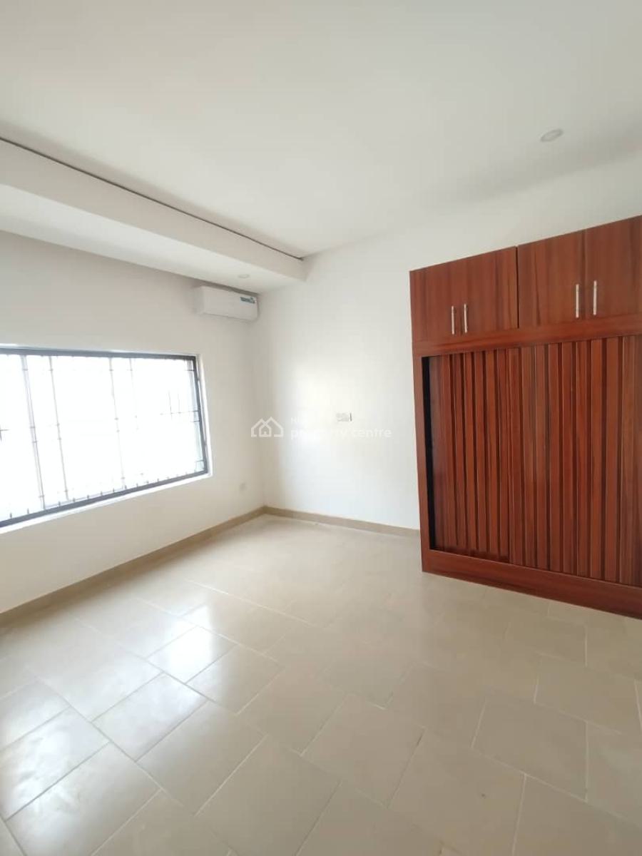Serviced 3 Bedroom Flat on a Tarred Road with Acs & Central Generator, Jahi, Abuja, Flat / Apartment for Rent