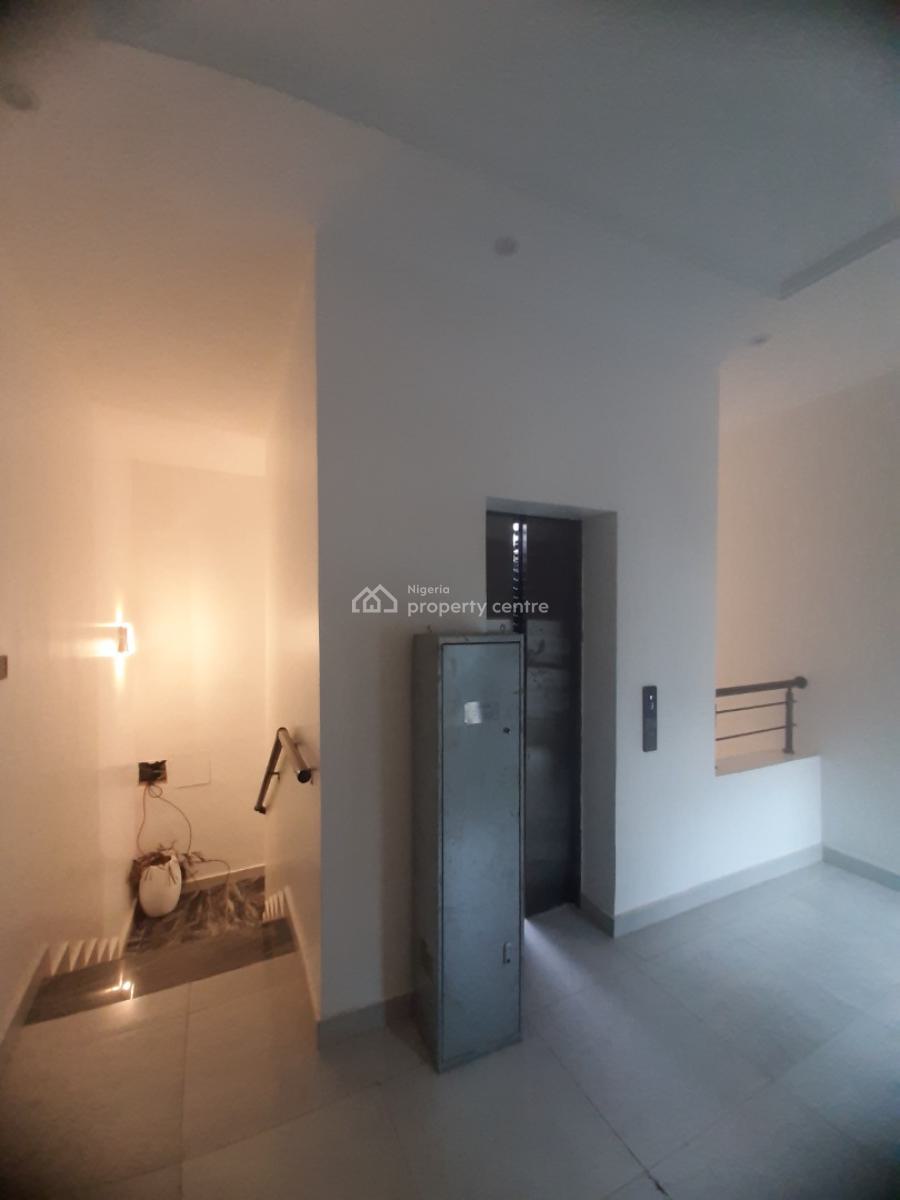 2 Bedroom, Lekki Phase 1, Lekki, Lagos, Flat / Apartment for Sale