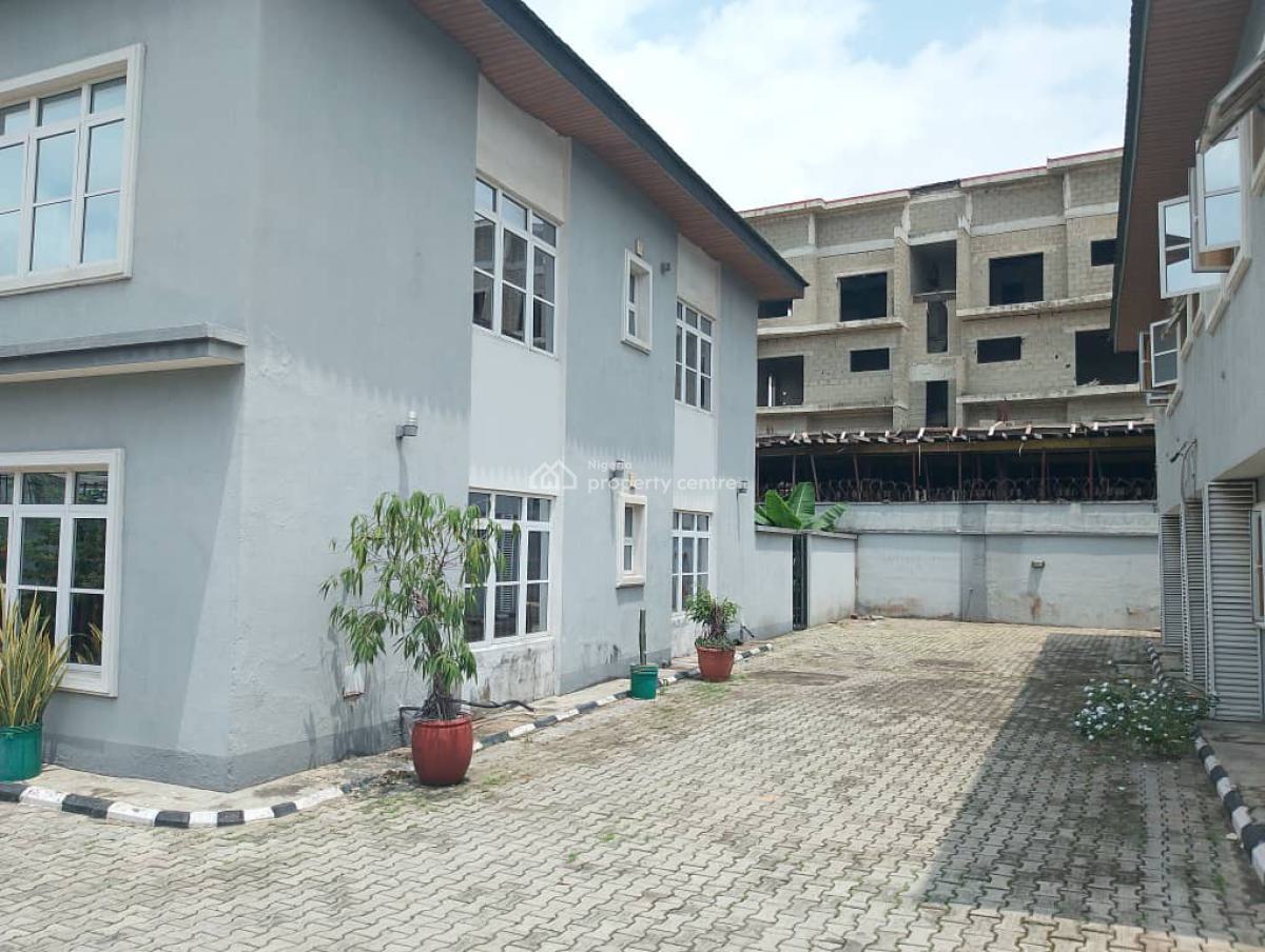 4 Nos 3bedroom Flat, Off Awolowo Way Ikeja Lagos, Ikeja, Lagos, Office Space for Rent