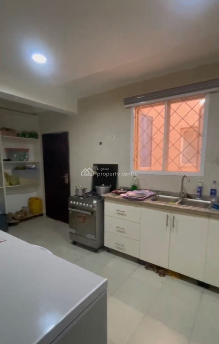 Luxury Spacious 3 Bedroom Flat, Wumba, Abuja, Block of Flats for Sale