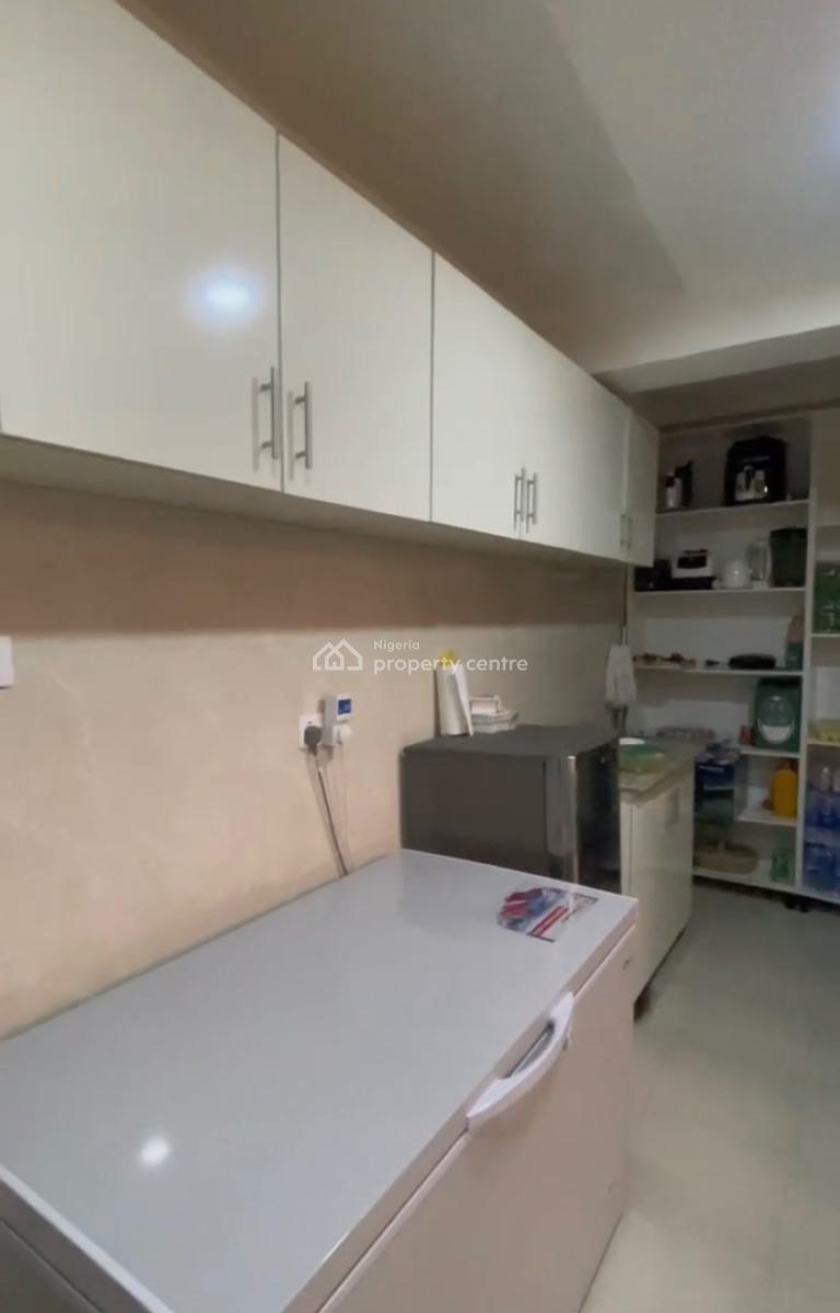 Luxury Spacious 3 Bedroom Flat, Wumba, Abuja, Block of Flats for Sale