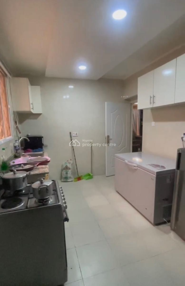 Luxury Spacious 3 Bedroom Flat, Wumba, Abuja, Block of Flats for Sale