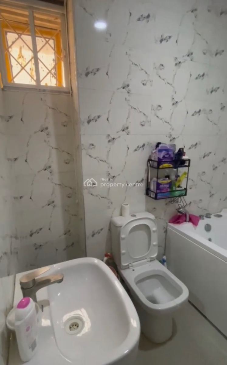 Luxury Spacious 3 Bedroom Flat, Wumba, Abuja, Block of Flats for Sale