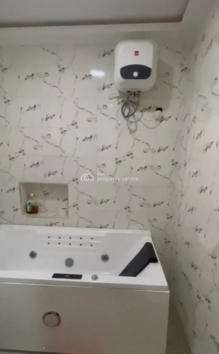 Luxury Spacious 3 Bedroom Flat, Wumba, Abuja, Block of Flats for Sale