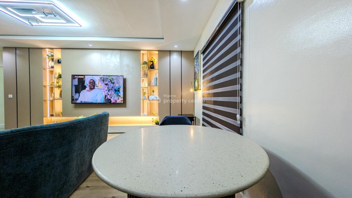 Top Notch 3-bedroom Serviced Apartment, Lekki Phase 1, Lekki, Lagos, Flat / Apartment Short Let