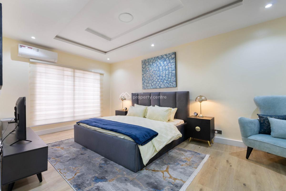 Top Notch 3-bedroom Serviced Apartment, Lekki Phase 1, Lekki, Lagos, Flat / Apartment Short Let