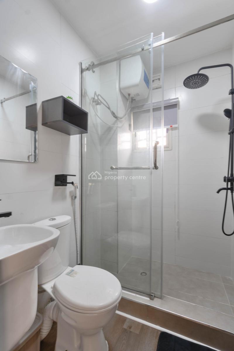 Top Notch 3-bedroom Serviced Apartment, Lekki Phase 1, Lekki, Lagos, Flat / Apartment Short Let