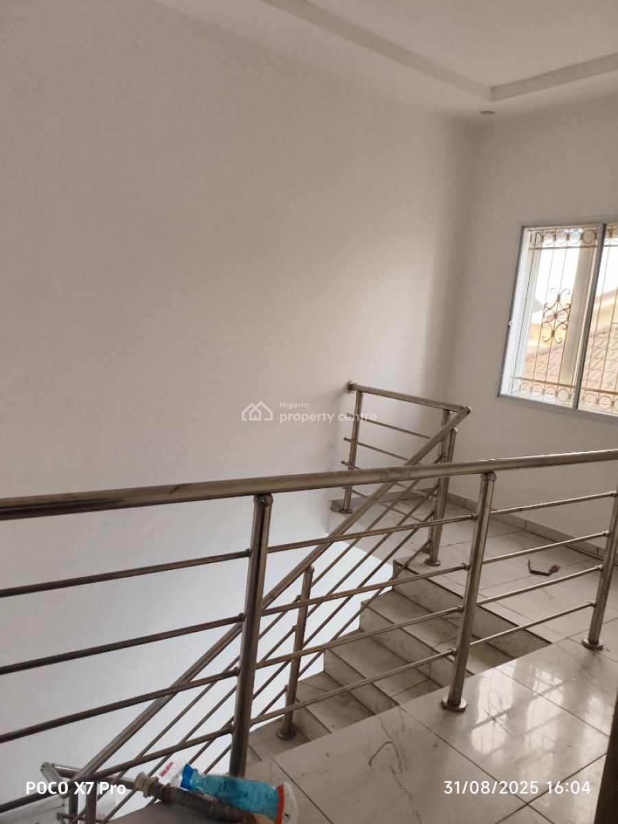 Spacious 2 Bedroom Upstairs , Personal Staircase+ Balcony, 1st Unity Estate, Ask Bencom Homes, Badore, Ajah, Lagos, Flat / Apartment for Rent