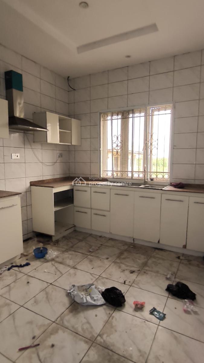Spacious 2 Bedroom Upstairs , Personal Staircase+ Balcony, 1st Unity Estate, Ask Bencom Homes, Badore, Ajah, Lagos, Flat / Apartment for Rent