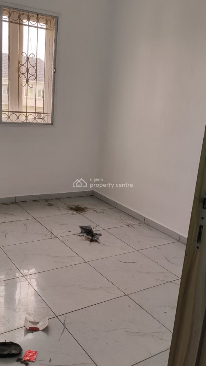 Spacious 2 Bedroom Upstairs , Personal Staircase+ Balcony, 1st Unity Estate, Ask Bencom Homes, Badore, Ajah, Lagos, Flat / Apartment for Rent