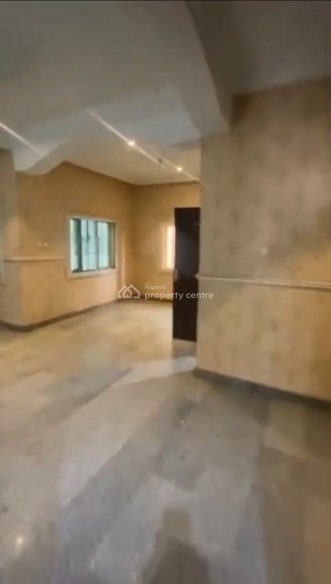 5 Bedrooms Terraced Duplex with Bq, Durumi, Abuja, Commercial Property for Rent