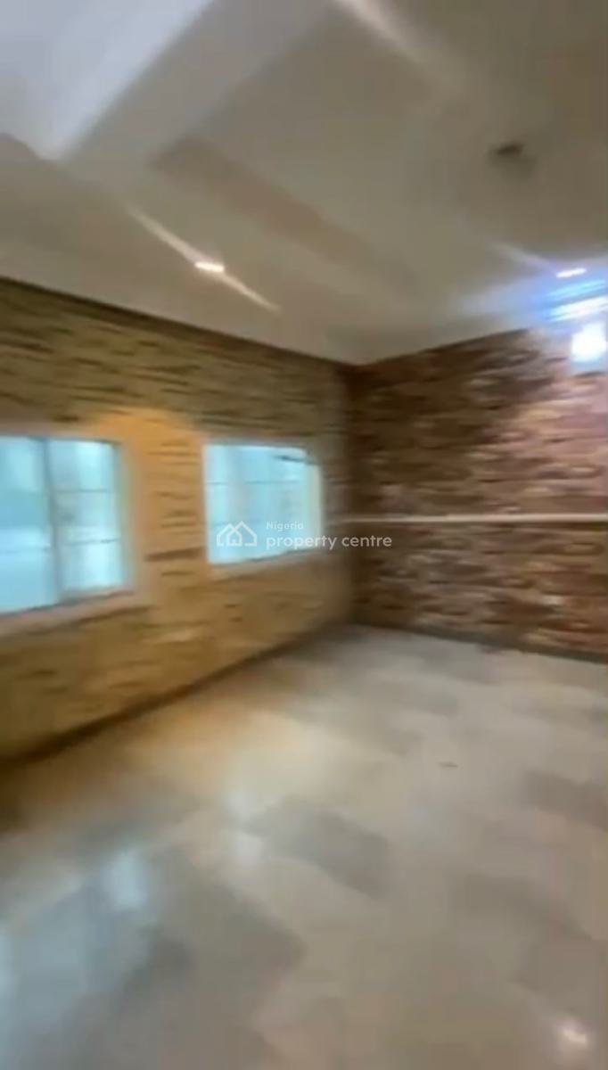5 Bedrooms Terraced Duplex with Bq, Durumi, Abuja, Commercial Property for Rent