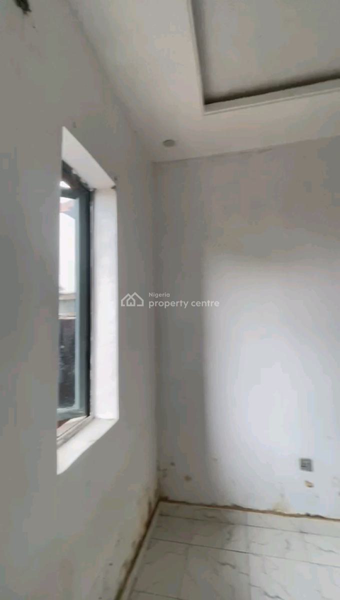 a Standard Roomself Contain, Off Pedro Road, Shomolu, Lagos, Self Contain (single Rooms) for Rent