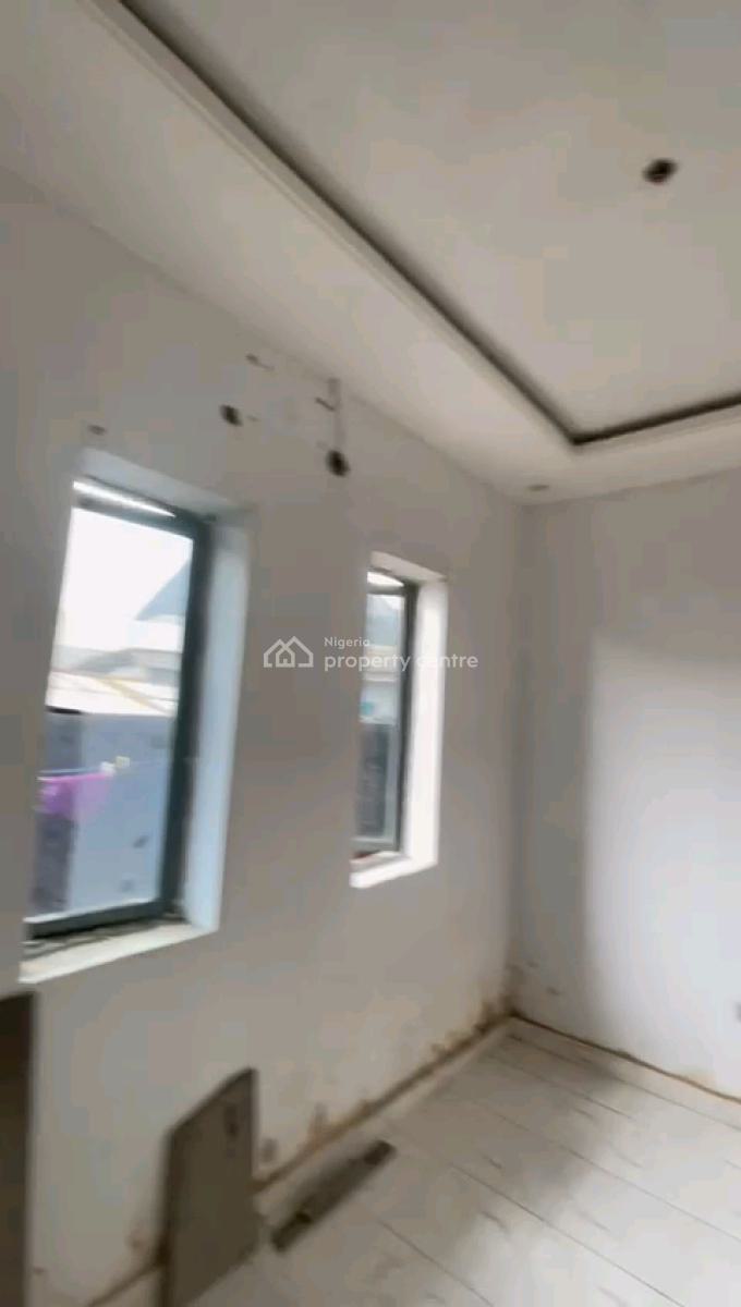 a Standard Roomself Contain, Off Pedro Road, Shomolu, Lagos, Self Contain (single Rooms) for Rent