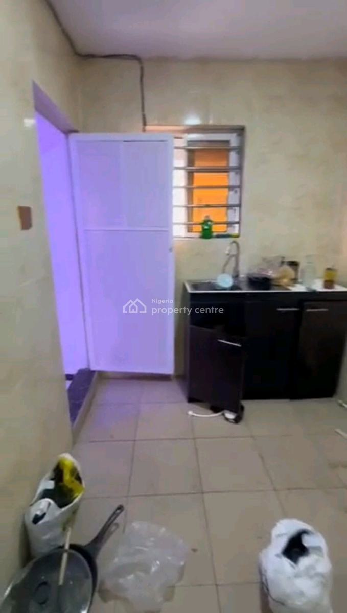 Miniflat Upflat with 2t1b All Tilled with Kitchen Cabs Pop, Soluyi, Gbagada, Lagos, Mini Flat (room and Parlour) for Rent