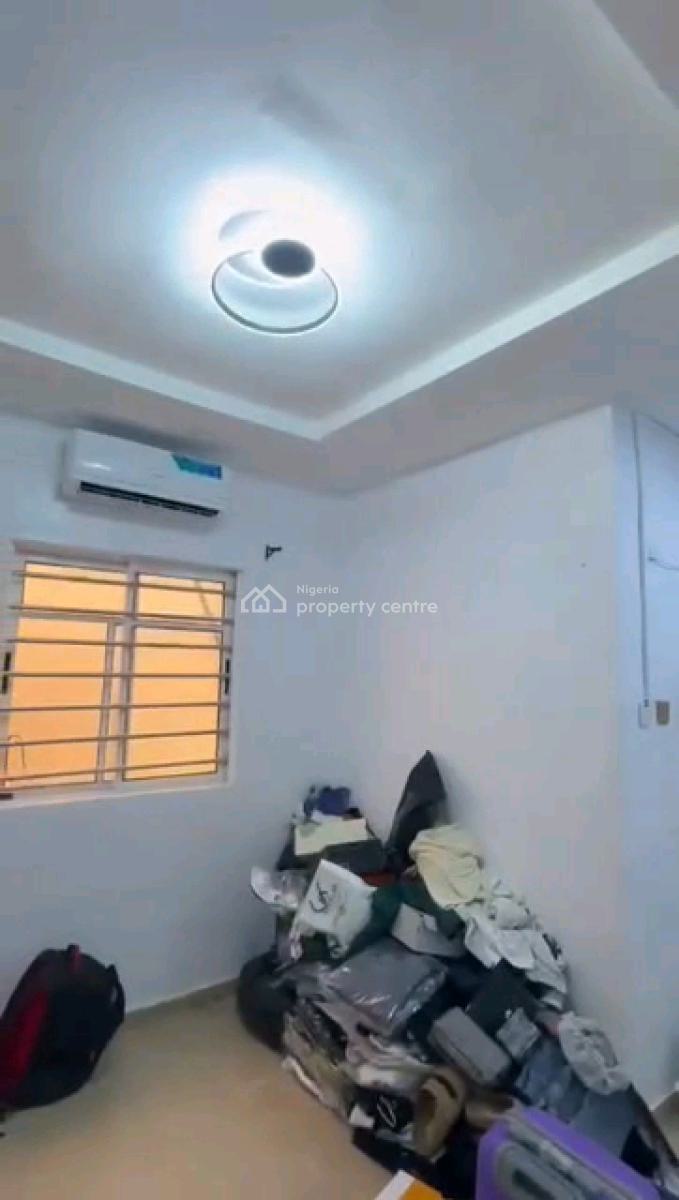 Miniflat Upflat with 2t1b All Tilled with Kitchen Cabs Pop, Soluyi, Gbagada, Lagos, Mini Flat (room and Parlour) for Rent