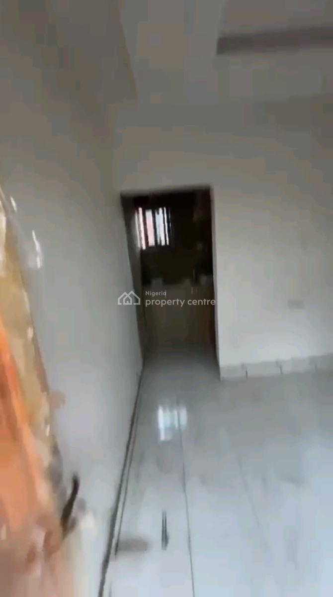 a Newly Built and Standard Roomself Con, Upstairs with Pop, Off Market Street, Shomolu, Lagos, Self Contain (single Rooms) for Rent