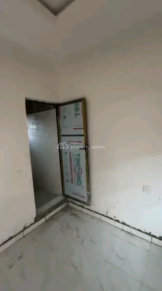 a Newly Built and Standard Roomself Con, Upstairs with Pop, Off Market Street, Shomolu, Lagos, Self Contain (single Rooms) for Rent