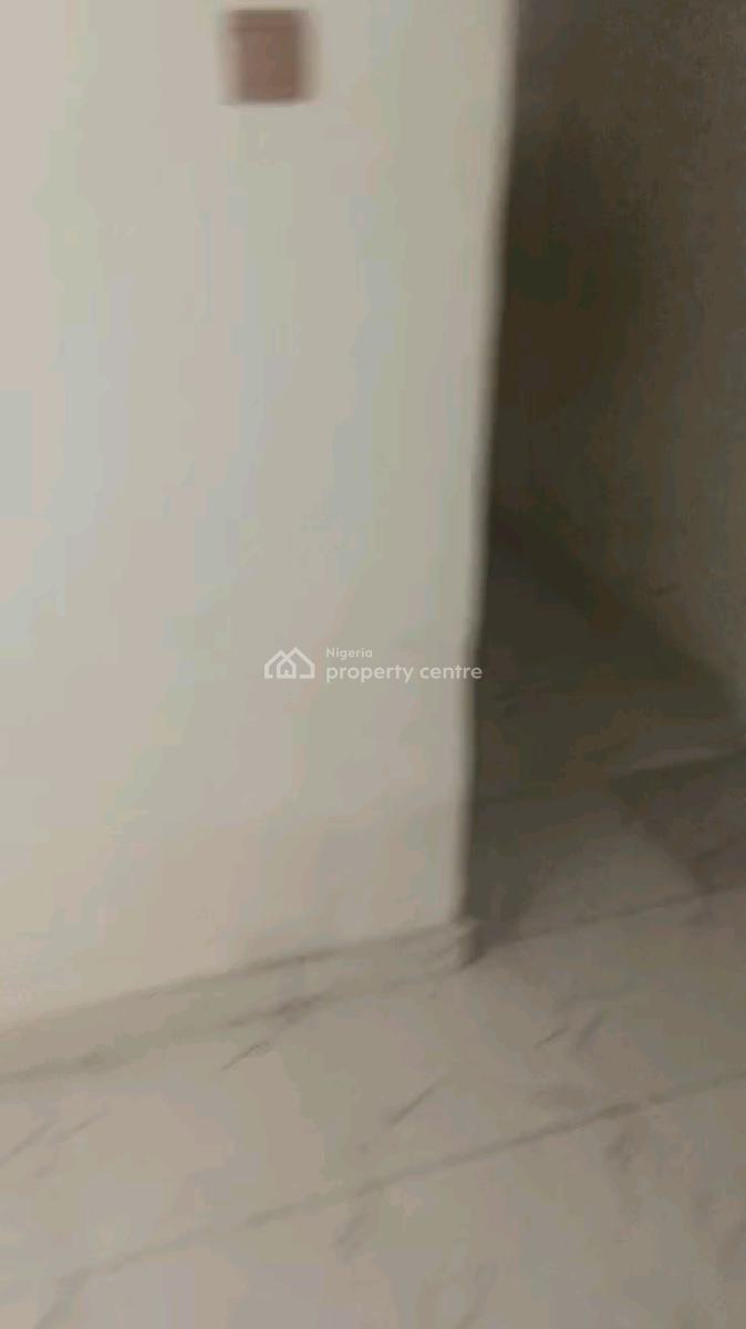 a Very Spacious Two Bedroom Flat, Adekunle, Yaba, Lagos, Flat / Apartment for Rent