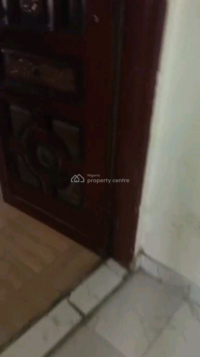 a Very Spacious Two Bedroom Flat, Adekunle, Yaba, Lagos, Flat / Apartment for Rent