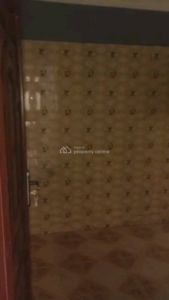 a Very Spacious Two Bedroom Flat, Adekunle, Yaba, Lagos, Flat / Apartment for Rent