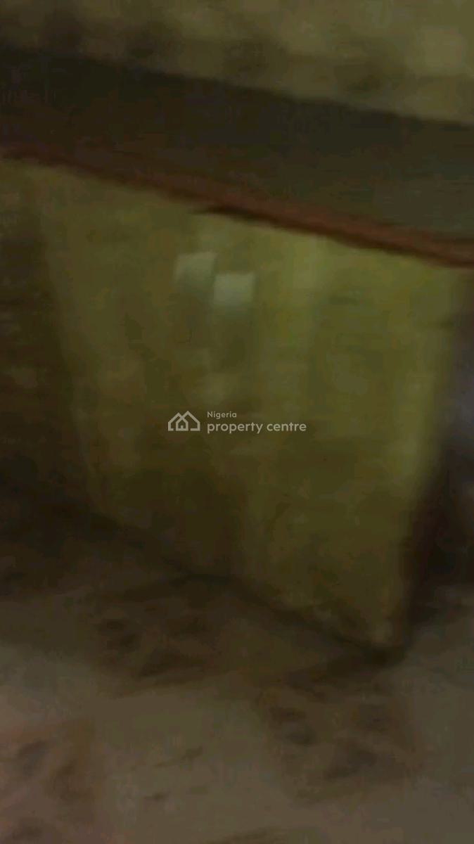 a Very Spacious Two Bedroom Flat, Adekunle, Yaba, Lagos, Flat / Apartment for Rent