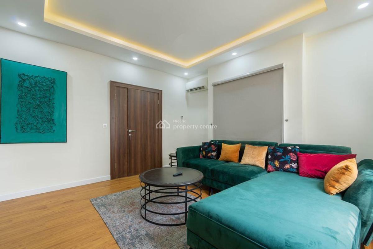 Astonishing 1-bedroom Serviced Apartment, Lekki Phase 1, Lekki, Lagos, Mini Flat (room and Parlour) Short Let