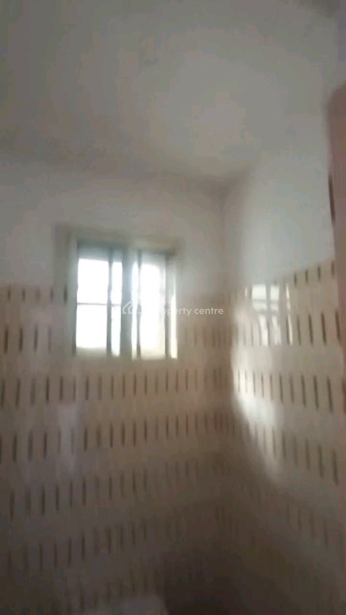 Renovated Miniflat Bq with 2t/1b, All Round Tiles, Kitchen Cabs, Soluyi, Gbagada, Lagos, Mini Flat (room and Parlour) for Rent