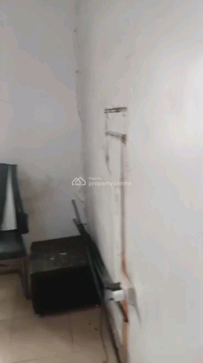 Mini Flat, Adekunle, Yaba, Lagos, Mini Flat (room and Parlour) for Rent