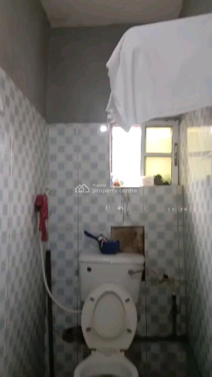 Mini Flat, Adekunle, Yaba, Lagos, Mini Flat (room and Parlour) for Rent