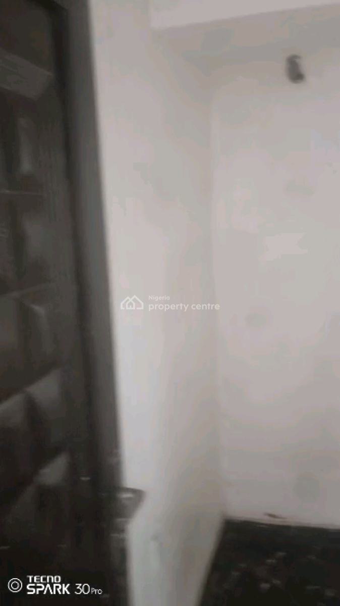Standard N Executive  Mini Flat, Abeokuta Street, Yaba, Lagos, Mini Flat (room and Parlour) for Rent