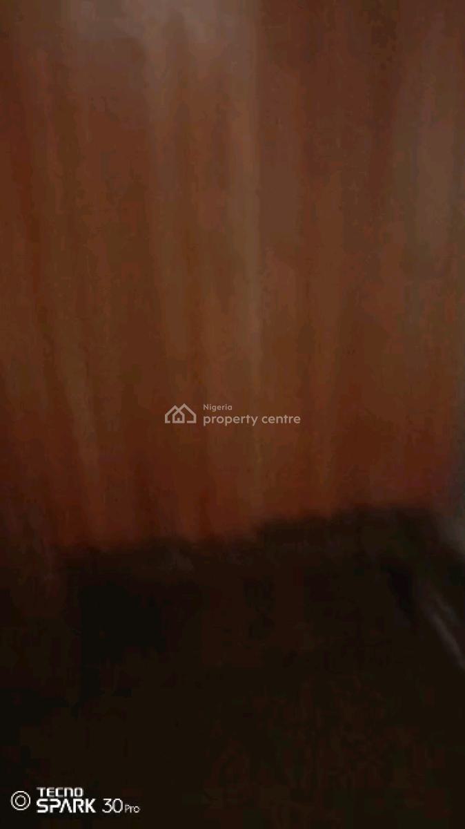 Standard N Executive  Two Bedroom Flat, Old Yaba Road, Adekunle, Yaba, Lagos, Flat / Apartment for Rent