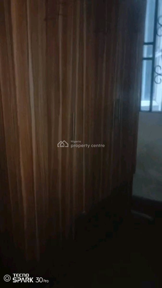 Standard N Executive  Two Bedroom Flat, Old Yaba Road, Adekunle, Yaba, Lagos, Flat / Apartment for Rent