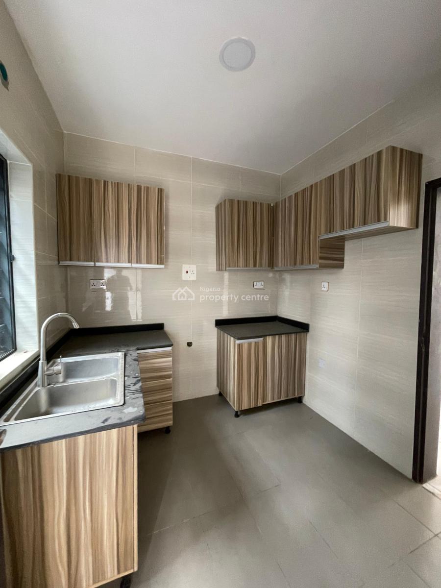 Modern 2-bedroom Apartment with Deed & C of O in Ikate, Ikate, Lekki, Ikate Elegushi, Lekki, Lagos, Detached Duplex for Sale