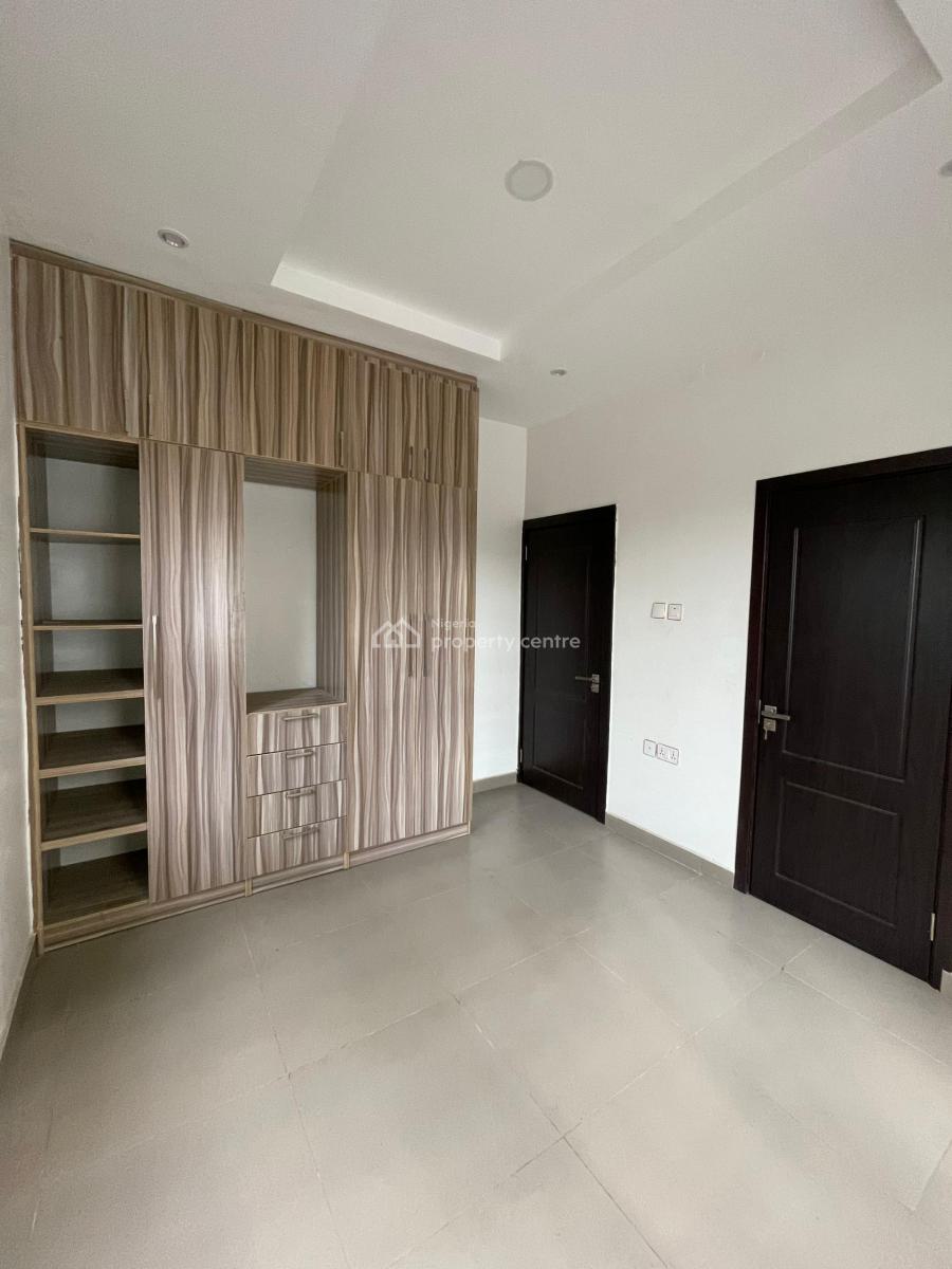Modern 2-bedroom Apartment with Deed & C of O in Ikate, Ikate, Lekki, Ikate Elegushi, Lekki, Lagos, Detached Duplex for Sale