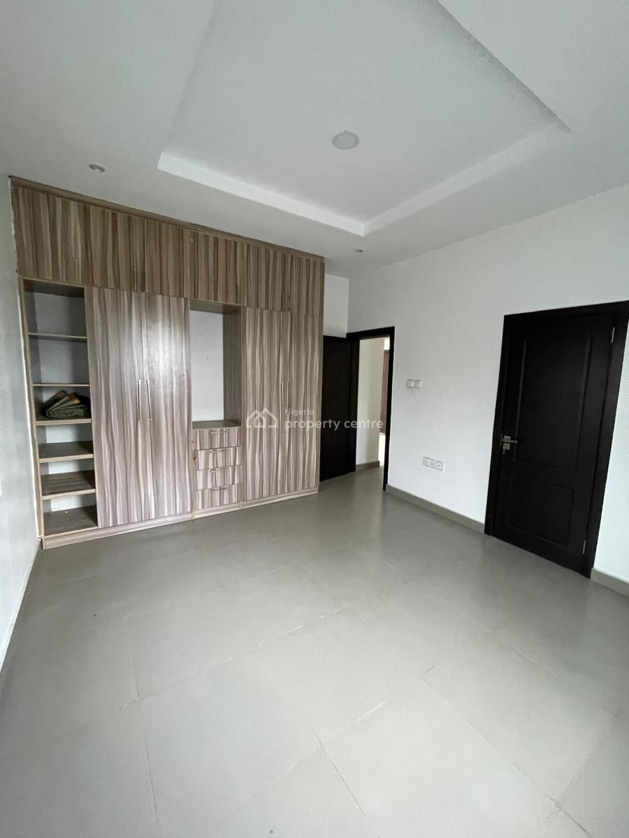 Modern 2-bedroom Apartment with Deed & C of O in Ikate, Ikate, Lekki, Ikate Elegushi, Lekki, Lagos, Detached Duplex for Sale