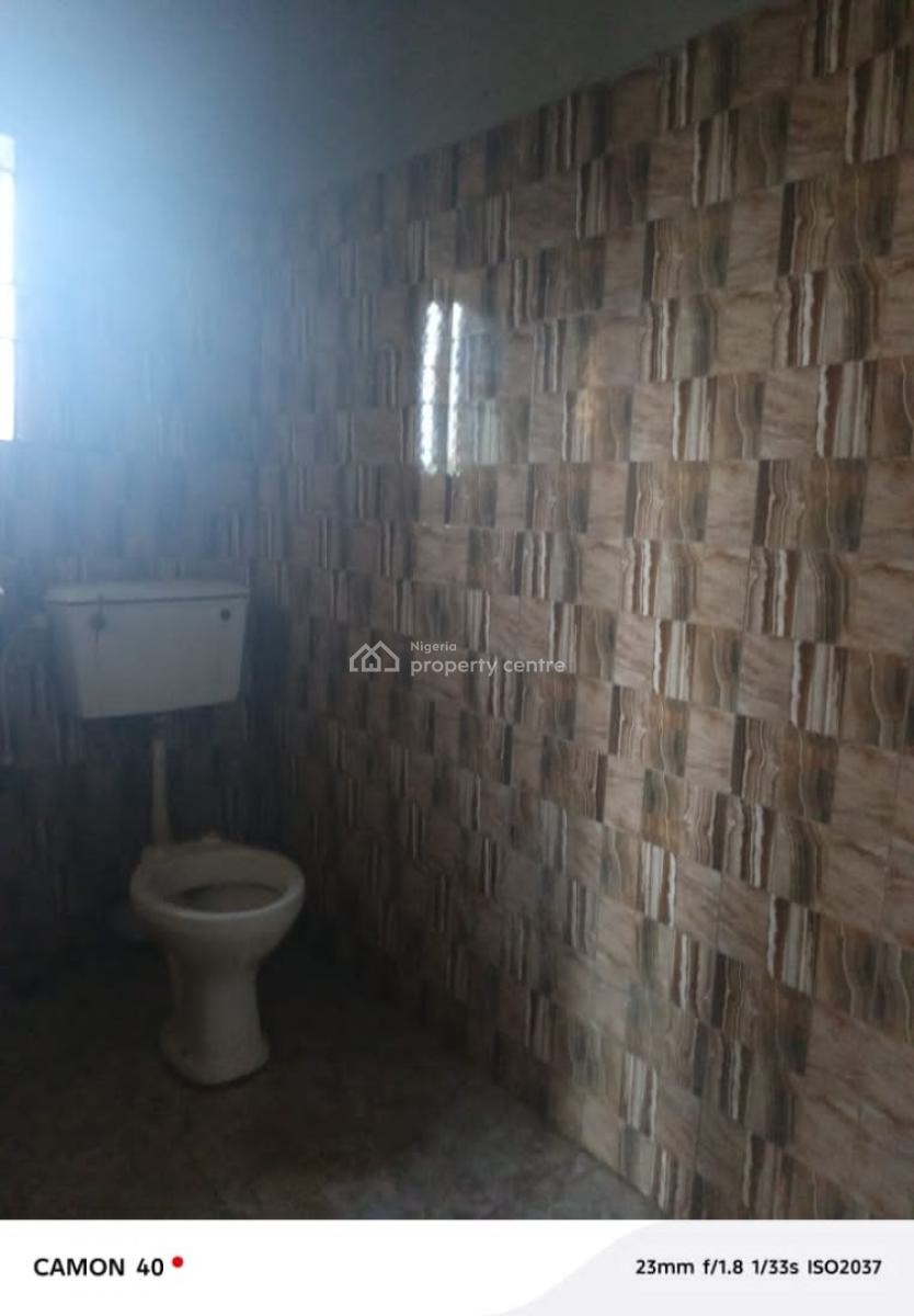 Decent 2 Bedroom in a Calm Location  Upstairs, Weighbridge, Mile 12, Kosofe, Lagos, Flat / Apartment for Rent