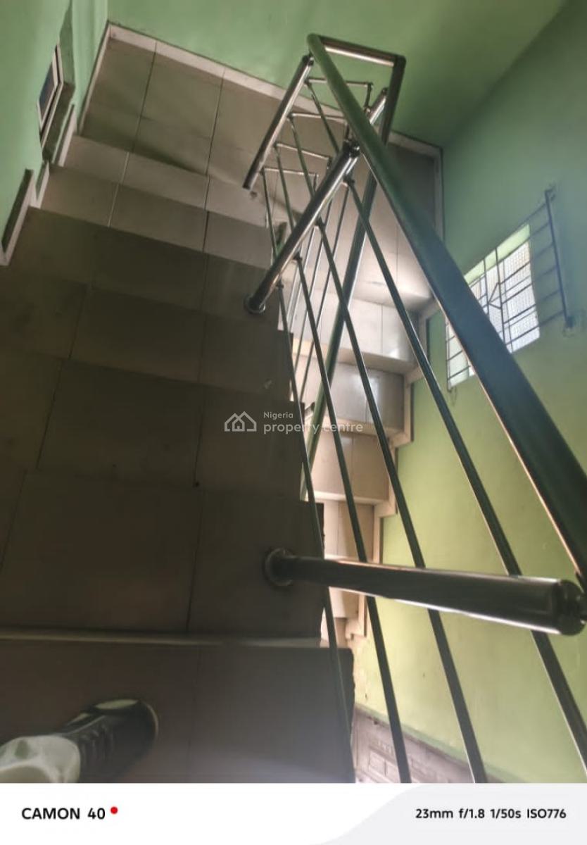 Decent 2 Bedroom in a Calm Location  Upstairs, Weighbridge, Mile 12, Kosofe, Lagos, Flat / Apartment for Rent
