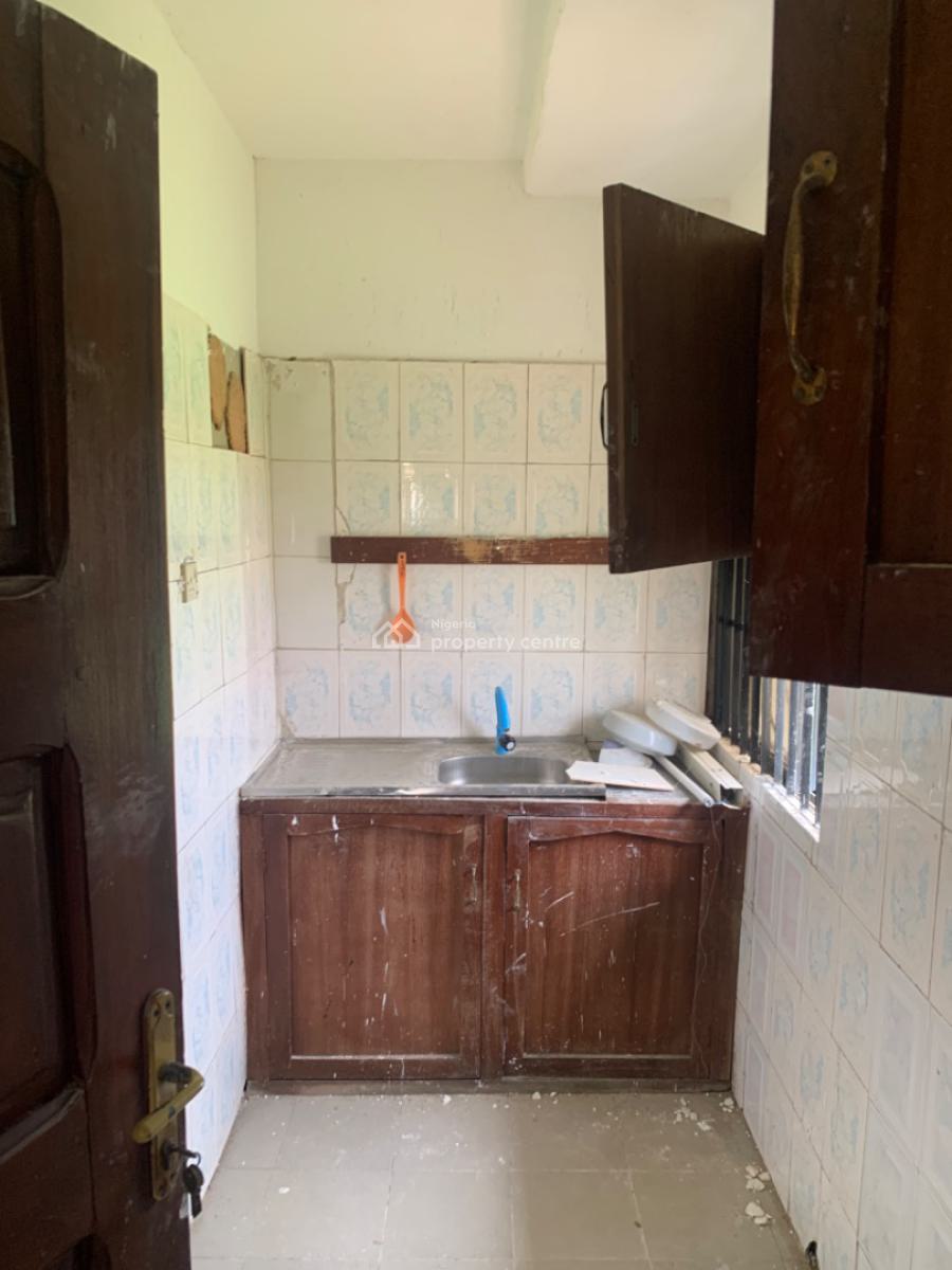 Luxury Mini Flat, Omole Phase 2, Ikeja, Lagos, Mini Flat (room and Parlour) for Rent