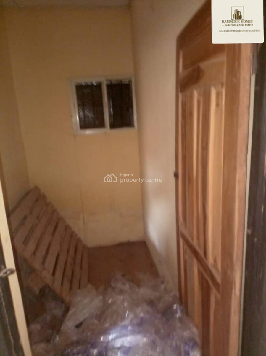 Functioning Pure Water Factory, Agugu, Agodi Gate, Ibadan North, Oyo, Commercial Property for Sale